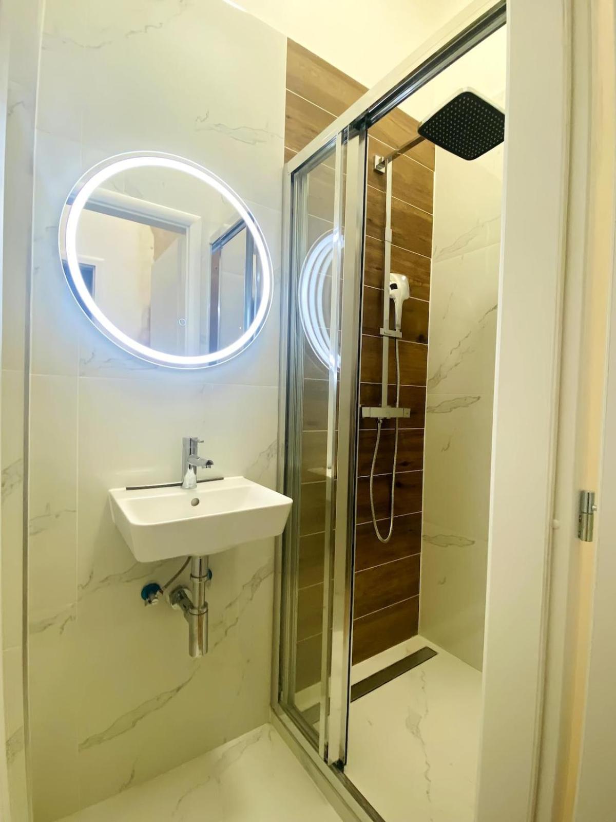 Appartamento Private Close To Red Subway Pankrac *
